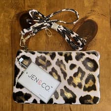 Image of Jen & Co Tara Wristlet Riley Pink Accent Cheetah Leopard Print Gold Highlights
