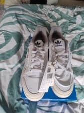 Image of BNIB (No Lid) Mens Adidas NY 90 Trainers UK Size 8 EU 42 GX4394 White