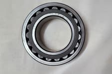 Image of 22228 CC W33 SPHERICAL ROLLER BEARING NEW OPEN SKF SWEDEN WITHOUT BOX 22228CCW33