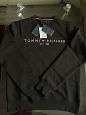 Image of New Tommy Hilfiger Classic Large Logo Flag Sweatshirt Black/white Size Large UK