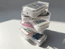 Image of ✨New Apple iPod Touch 5th 6th 7th gen 16/32/64/128GB All Colors Sealed Box lot