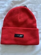 Image of Oakley B1B Gradient Patch Beanie - Red Line - One Size - BNWT