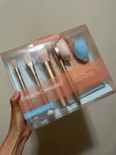 Image of Brand new Real Techniques Endless Summer 6pcs Radiance Kit