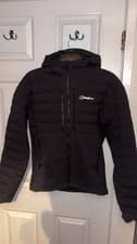 Image of Black Berghaus Puffer Coat Size Xs Mens Full Zip Hooded