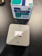 Image of Newlec 1 Gang 20A DP Single Light Switch HEAVY DUTY METAL CLAD Appliance (80)