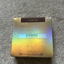 Image of Revolution Beauty XX Bronze Matte Bronzer Vignette 6.5g