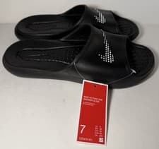 Image of NIKE - VICTORI ONE SHOWER SLIDES - BLACK/WHITE - Men's 7 - NEW Damaged Box