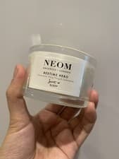 Image of Neom Bedtime Hero Scented Candle Chamomile Cedarwood 75g New Unboxed