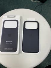 Image of Apple Silicone Case with MagSafe For iPhone 17 Pro Black