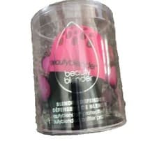 Image of BLENDER DEFENDER BY BEAUTY BLENDER PROTECTIVE CARRYING CASE (sponge NOT included