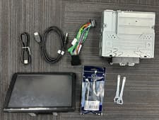 Image of Sony XAV-AX8050D - 9” Car DAB Media Receiver Apple CarPlay / Android Auto REFURB