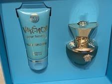 Image of VERSACE POUR FEMME DYLAN TURQUOISE GIFT SET 30ML EDT + 50ML PERFUMED BODY GEL