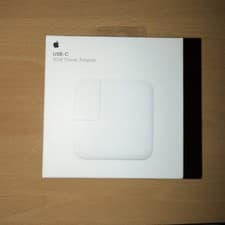 Image of Genuine Apple 30W USB-C MacBook/iPhone/iPad Pro UK Wall Charger Power Adapter