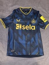 Image of Kids Castore Newcastle United 2023/24 Third Shirt, Size S
