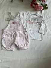 Image of BNWT Baby Girls Hugo Boss Dungaree And T Shirt Set Romper Outfit Age 6 Months