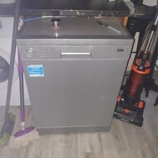 Image of *Never Been Used* Beko Freestanding Dishwasher Silver
