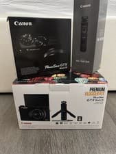 Image of Canon PowerShot G7 X Mark III Digital Camera in Black Vlogger Kit