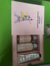 Image of L'Occitane Cherry Blossom J’adore Gift Set