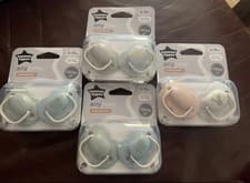 Image of Brand New Tommee Tippee Anytime Soothers 6-18 Months 4 Packets Of 2