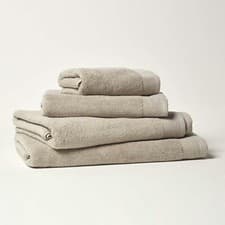 Image of Egyptian Cotton Large Bath Towel, Face Cloth, Bath Sheet, Hand Towel 700 GSM