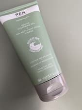 Image of REN Evercalm Gentle Cleansing Gel Sensitive Skin Cleaning Face Gel 150ml