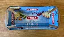 Image of Pyrex Glass Rectangle Dish 1.5L 28cm x 11cm - New