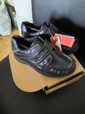 Image of Kickers Reasan BLACK touch Fastening Strap Boys shoe, Infant UK 9 / EU 27, BNIB