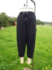Image of YOURS Black Cargo Pocket Cropped Jersey Type Joggers Plus Size 22 - 24 BNWT