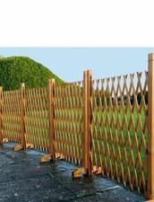 Image of 4 Expanding Fence Trellis Pack Of 4 Garden Screening Freestanding Wooden