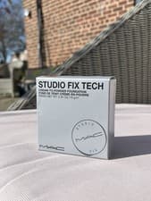 Image of MAC Studio Fix Tech Foundation Cream To Powder NW43 10g - Brand New