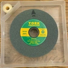 Image of York 150mm x 19mm x 31.75mm GC80JV Soft Silicon Carbide Bench Grinding Wheels