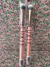 Image of 2X LUXIE ❤️ Large Shader Brush #209 BRAND NEW in Packaging