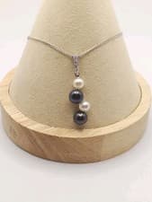 Image of 9ct Gold Black & White Pearl Pavé Diamond Drop Pendant Necklace - New Old Stock
