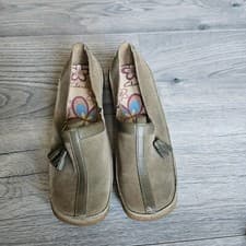 Image of Clarks Square Toe Loafers Suede Leather Women's Size UK 4.5 Khaki New No Box