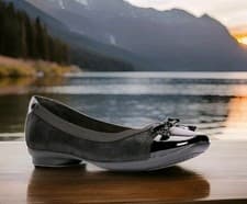Image of Clarks UK 5.5 D/EU 39 Candra Glow Black Suede Slip On Ballet Pumps Bow Flat Shoe
