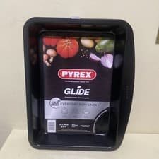 Image of Pyrex Glide Rectangular Roaster 34x24cm Non stick coating