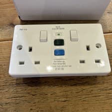 Image of NIGLON 13Amp RCD SOCKET 2GANG SWITCHED(LATCHING) S132RCDN