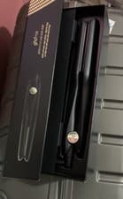 Image of GHD Max Professional Hair Straightener and Styler Set Wide Ceramic Plate