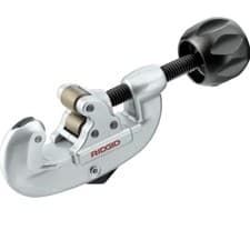 Image of RIDGID Screw Feed No.10 Heavy-Duty Tubing and Conduit Cutter 25mm Capacity 32915