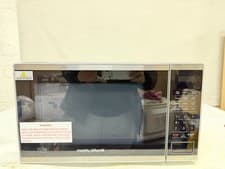 Image of Microwave Morphy Richards 800W Grill Silver 20L 11 Programmes Defrost Timer