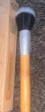 Image of The Body Shop Foundation Buffing Brush