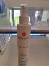 Image of Gatineau Defi Lift 3D Body Oil 200ml Pump Dispenser