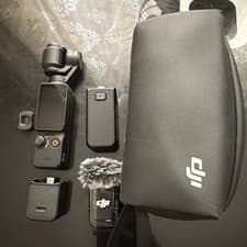 Image of DJI Osmo Pocket 3 Gimbal Camera Creator Combo