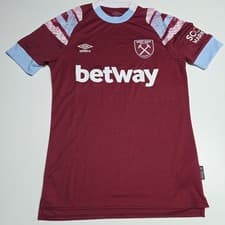Image of Umbro West Ham United 2022/2023 Football Jersey Men's S Burgundy Short Sleeves