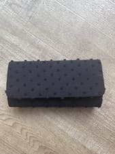 Image of GORGEOUS BNWOT ACCESSORIZE BLACK CLUTCH HANDBAG - SILEVR STRAP - NEVER BEEN USED