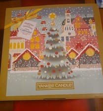 Image of Yankee Candle Passport To The Holidays 24 Day Advent Book Christmas Gift Set NEW