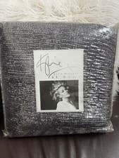 Image of STUNNING BRAND NEW IN PACKET KYLIE MINOGUE ASTOR AMETHYST BED/ SOFA THROW