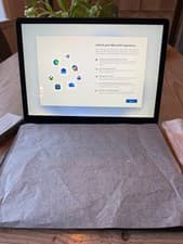 Image of Microsoft Surface Laptop 6 Business- Ultra 7 165H, 32Gb RAM 512GB SSD Win11Pro