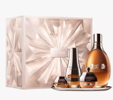 Image of La Mer The Complete Genaissance De La Mer Collection - BRAND NEW - NEVER OPENED
