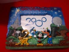 Image of Vintage Walt Disney World Mickey Fab Four 2000 Millennium 3D Photo Frame SHARP!
